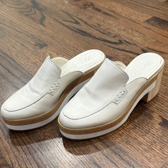 Matisse Shoes - Matisse Kristy Heel Mul in Bone